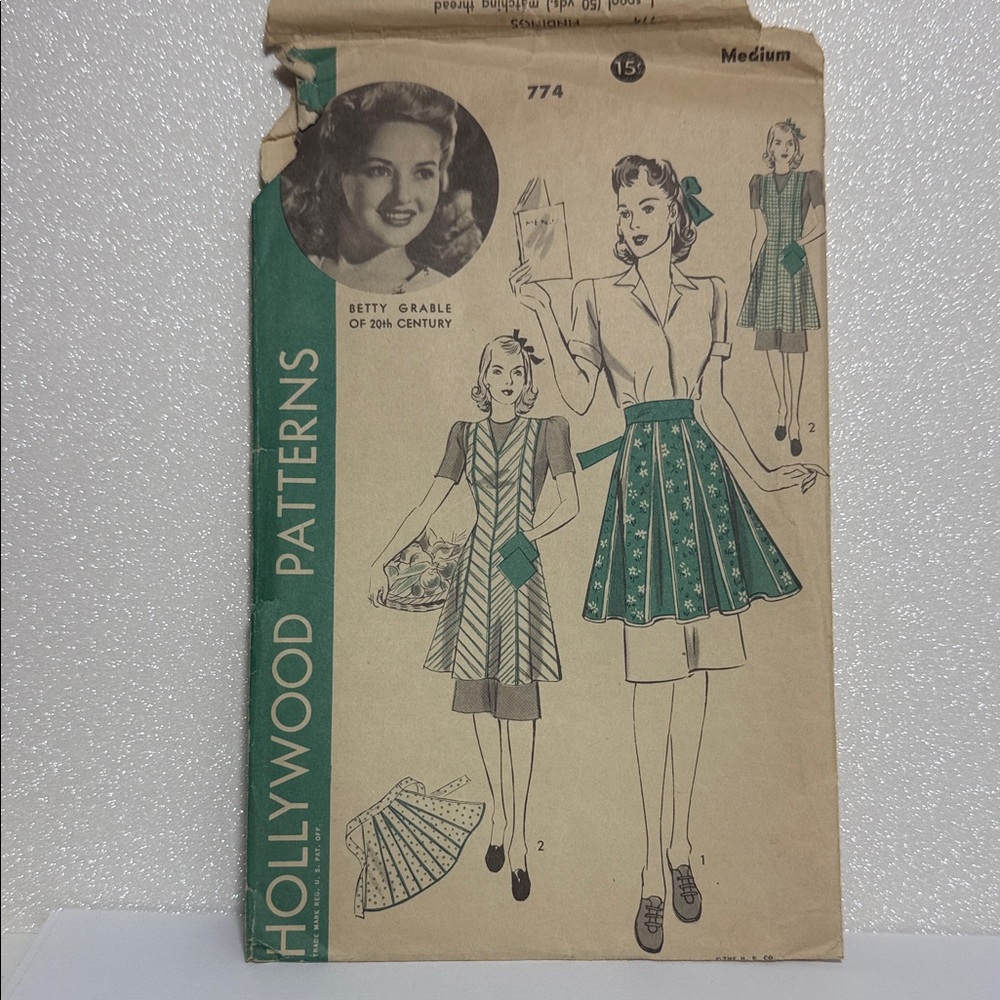 1941 Vintage Hollywood Patterns Apron Sewing